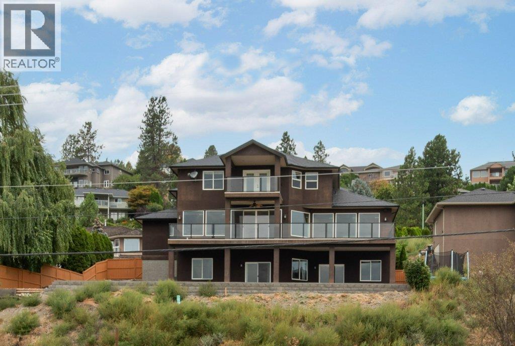 3613 Empire Place, West Kelowna, British Columbia  V4T 1Y8 - Photo 3 - 10373455