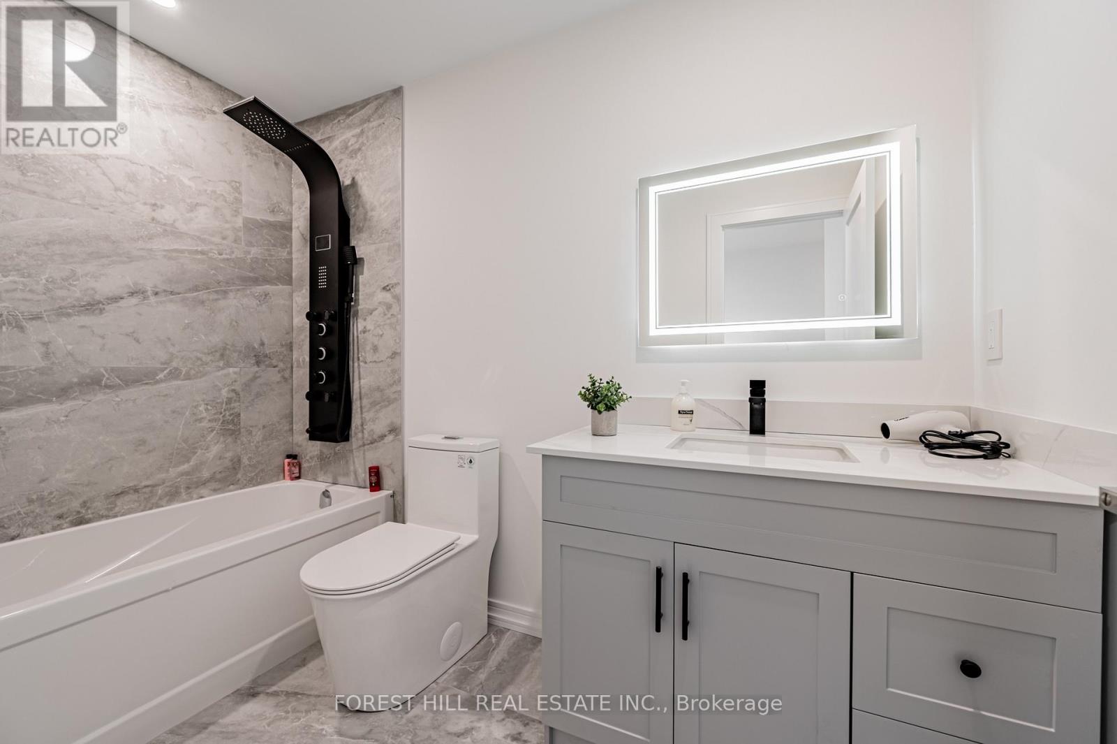 Unit 4 - 171 Cedric Avenue, Toronto, Ontario  M6C 3X7 - Photo 14 - C12722148