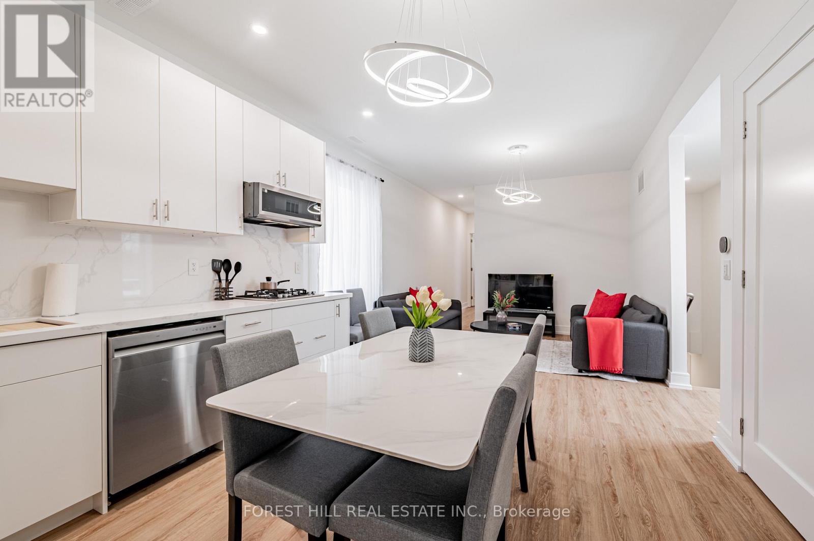 Unit 4 - 171 Cedric Avenue, Toronto, Ontario  M6C 3X7 - Photo 8 - C12722148