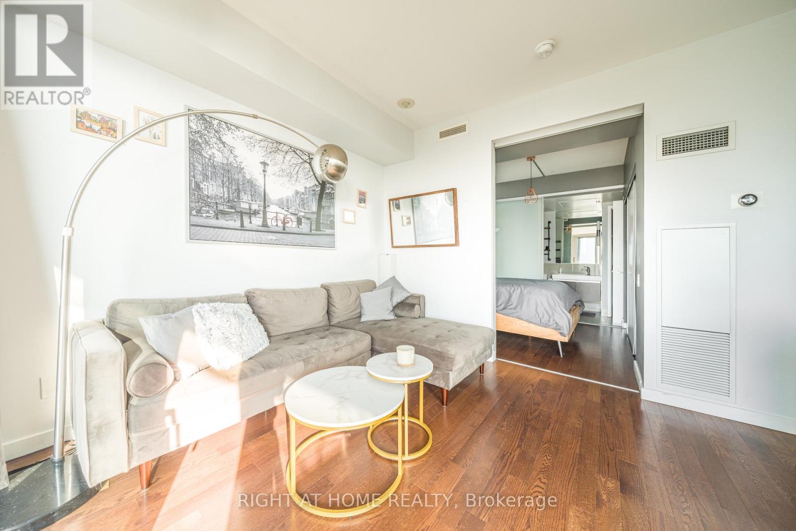 2309 - 70 Distillery Lane, Toronto, Ontario  M5A 0E3 - Photo 4 - C12722160