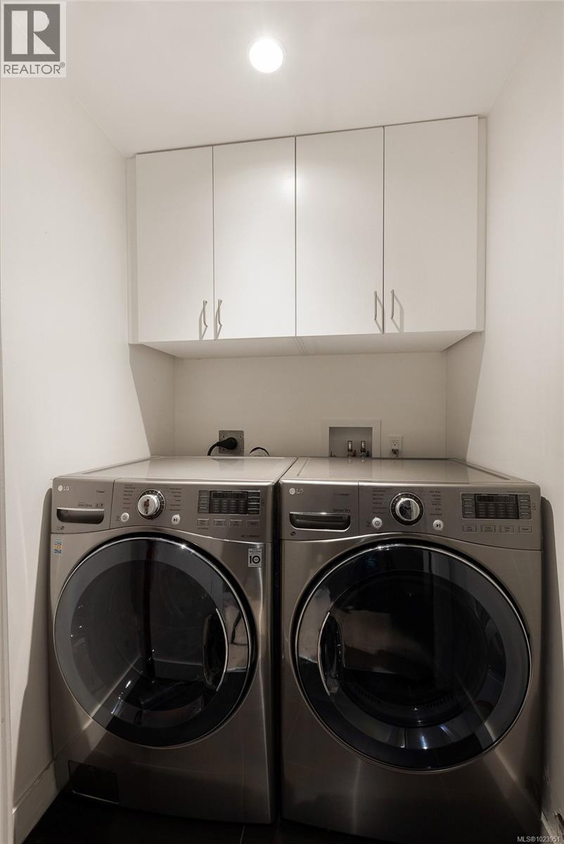 2151 Allenby St, Oak Bay, British Columbia  V8R 3C2 - Photo 31 - 1023951