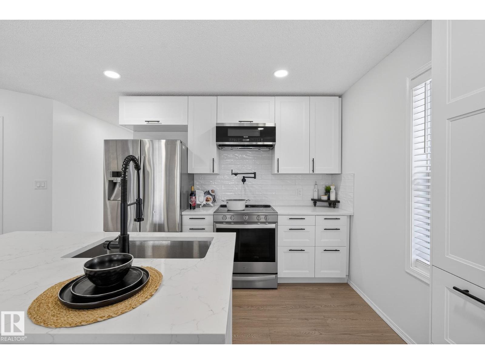 4503 149 Av Nw, Edmonton, Alberta  T5Y 2Y9 - Photo 9 - E4470811