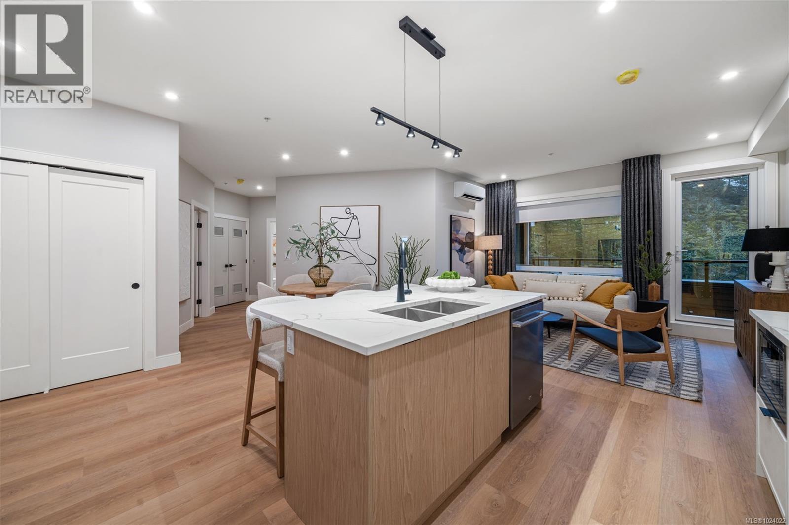 205 1810 Selenite Pl, Langford, British Columbia  V9B 7E2 - Photo 5 - 1024022