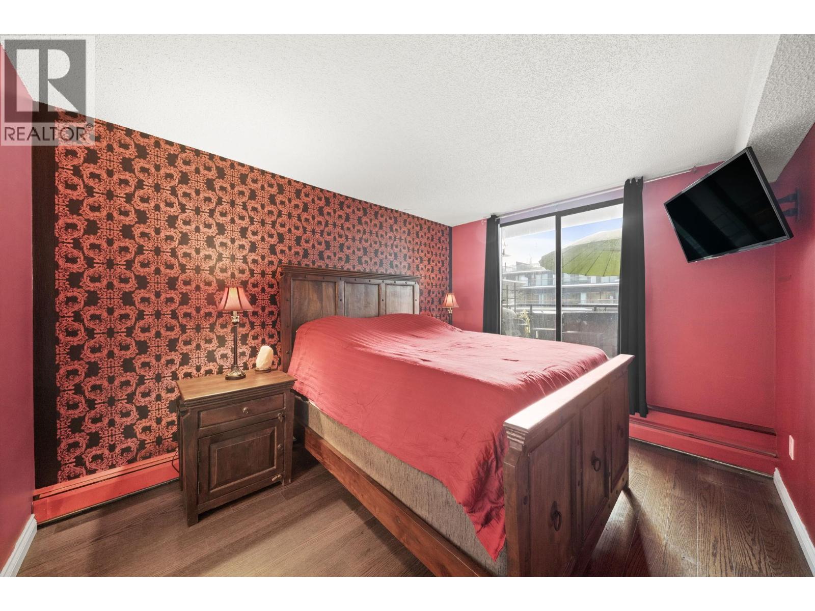 Listing Picture 11 of 21 : 400 1455 ROBSON STREET, Vancouver / 溫哥華 - 魯藝地產 Yvonne Lu Group - MLS Medallion Club Member