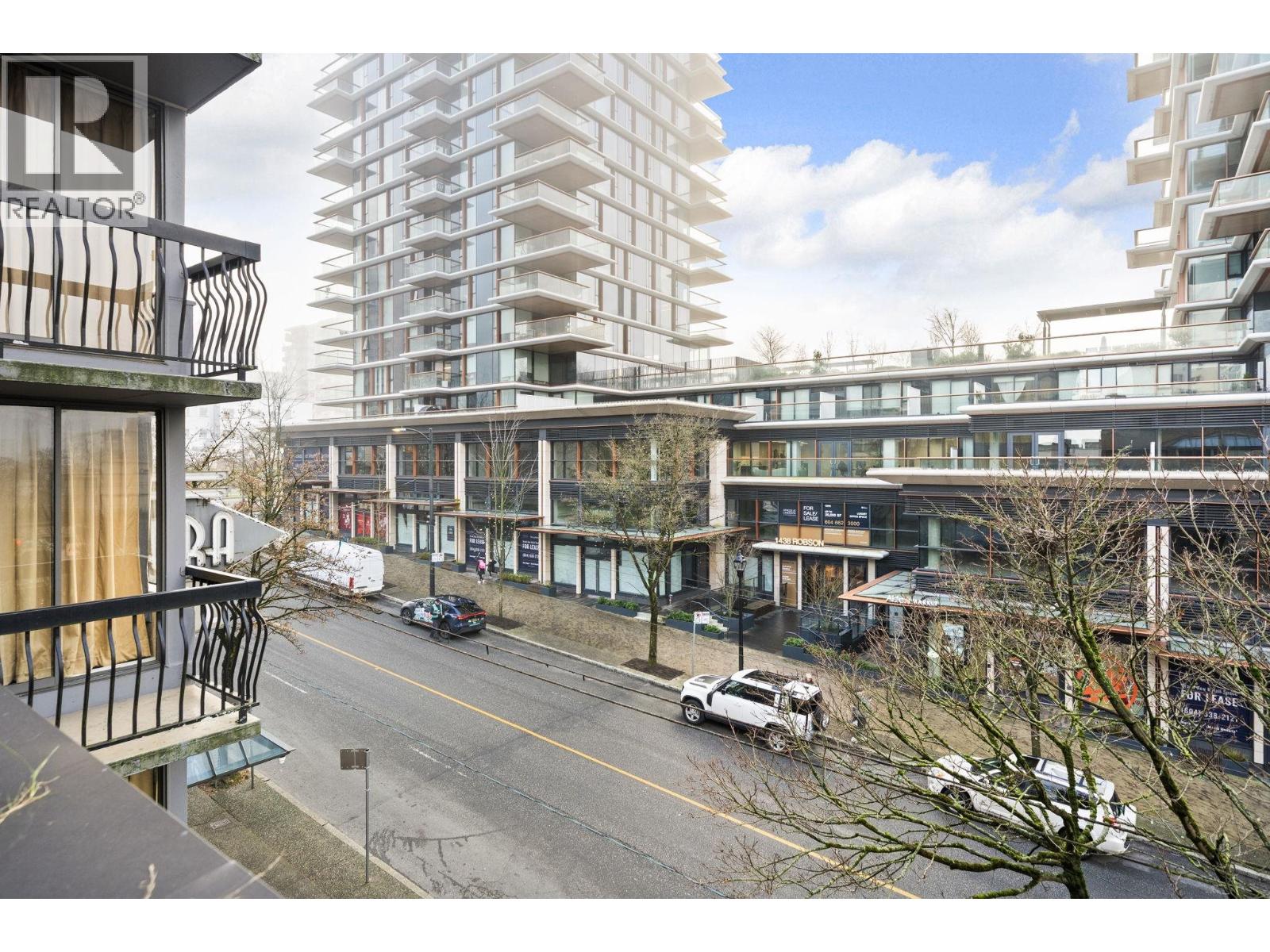 Listing Picture 20 of 21 : 400 1455 ROBSON STREET, Vancouver / 溫哥華 - 魯藝地產 Yvonne Lu Group - MLS Medallion Club Member