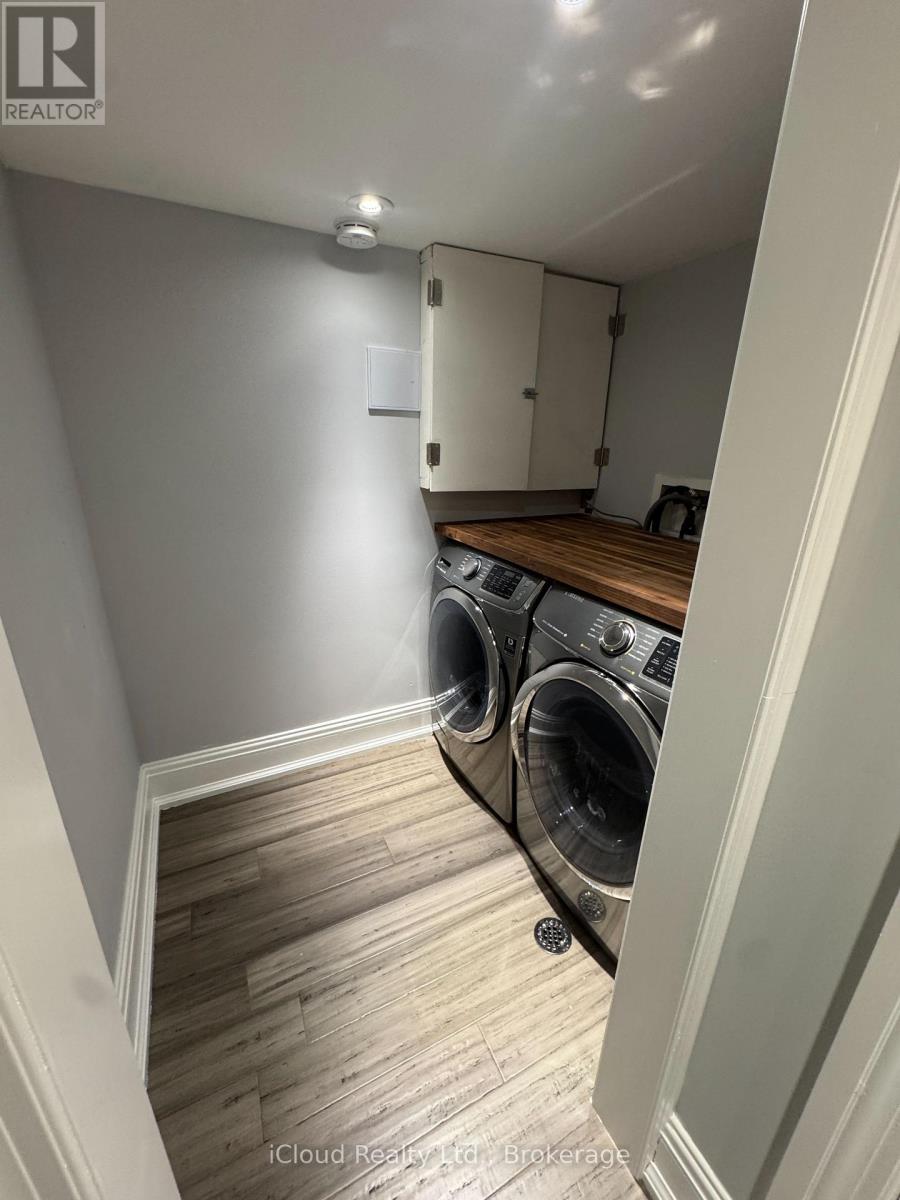 158 Westlake Avenue, Toronto, Ontario  M4C 4S2 - Photo 13 - E12722146