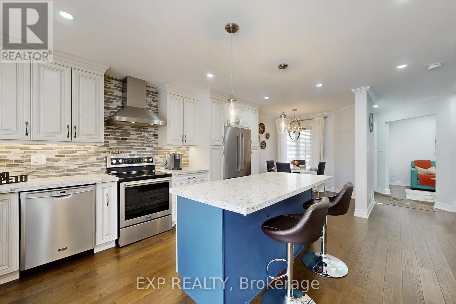 92 Hartrick Place, Whitby, Ontario  L1R 2C3 - Photo 10 - E12722162