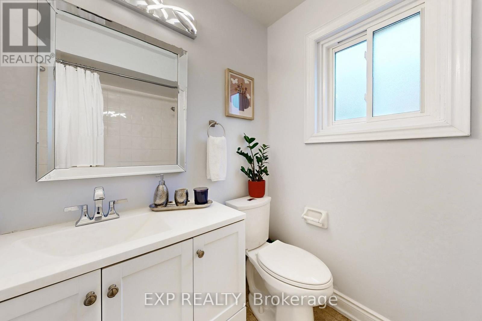 92 Hartrick Place, Whitby, Ontario  L1R 2C3 - Photo 28 - E12722162