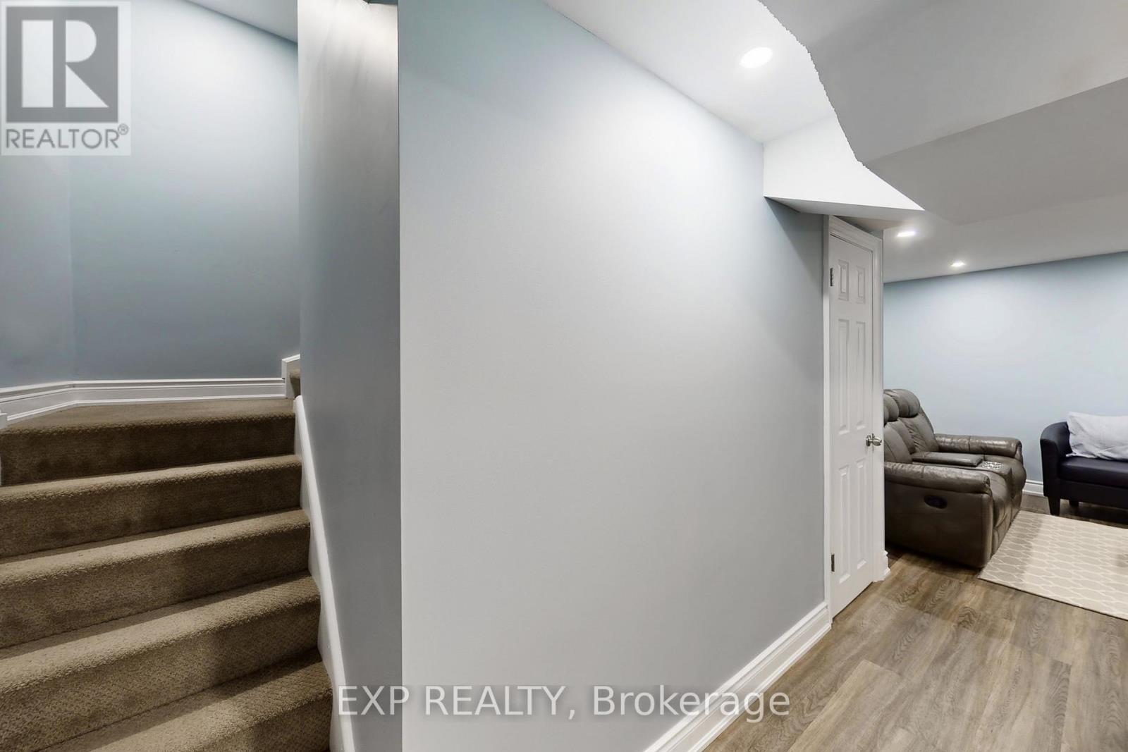 92 Hartrick Place, Whitby, Ontario  L1R 2C3 - Photo 30 - E12722162