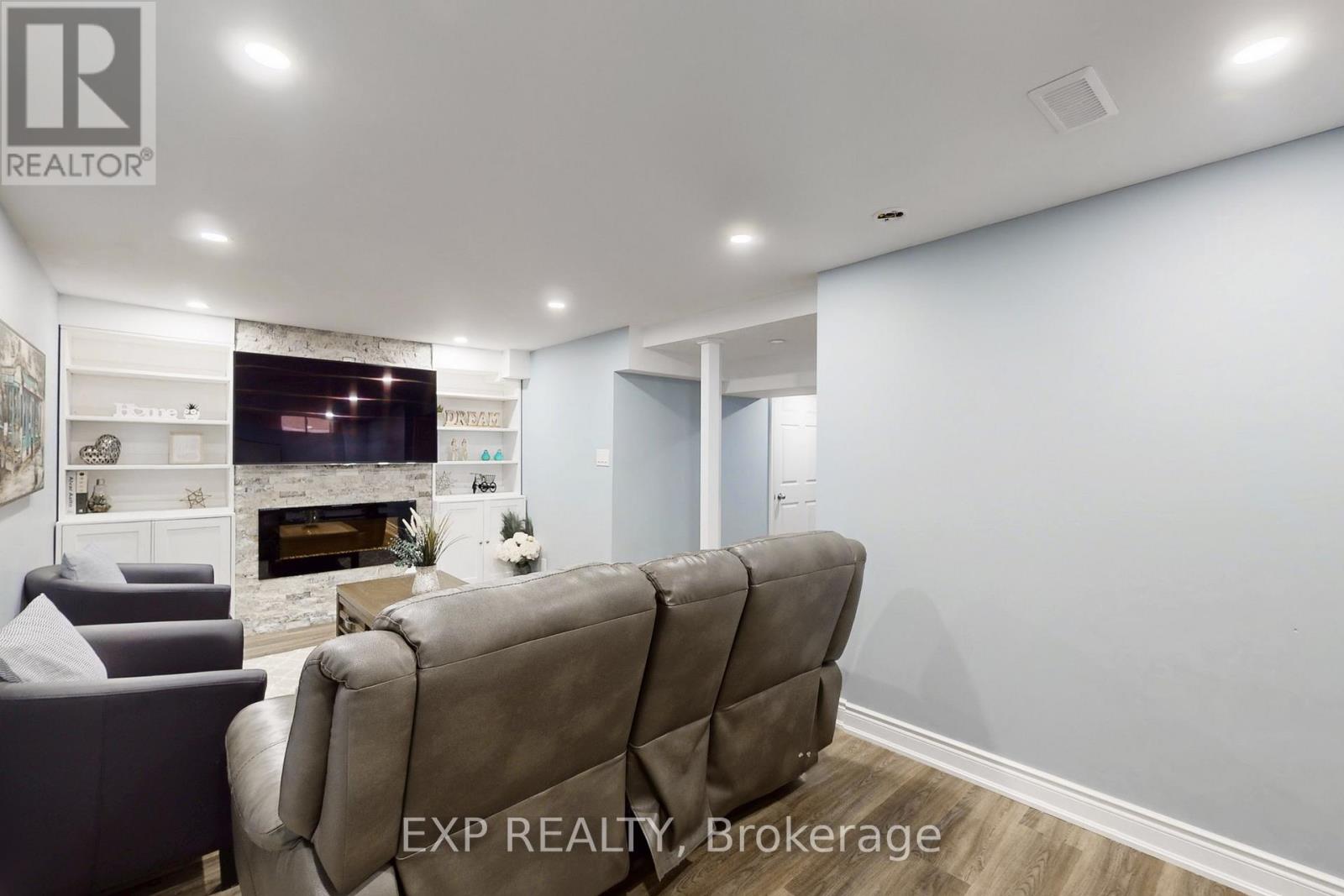 92 Hartrick Place, Whitby, Ontario  L1R 2C3 - Photo 34 - E12722162