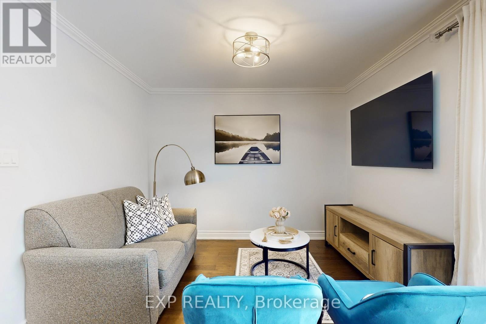 92 Hartrick Place, Whitby, Ontario  L1R 2C3 - Photo 4 - E12722162