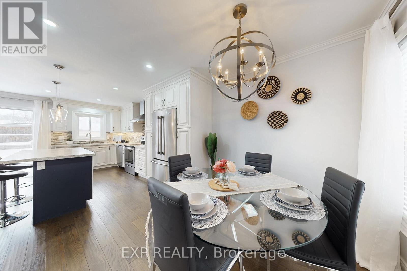 92 Hartrick Place, Whitby, Ontario  L1R 2C3 - Photo 6 - E12722162