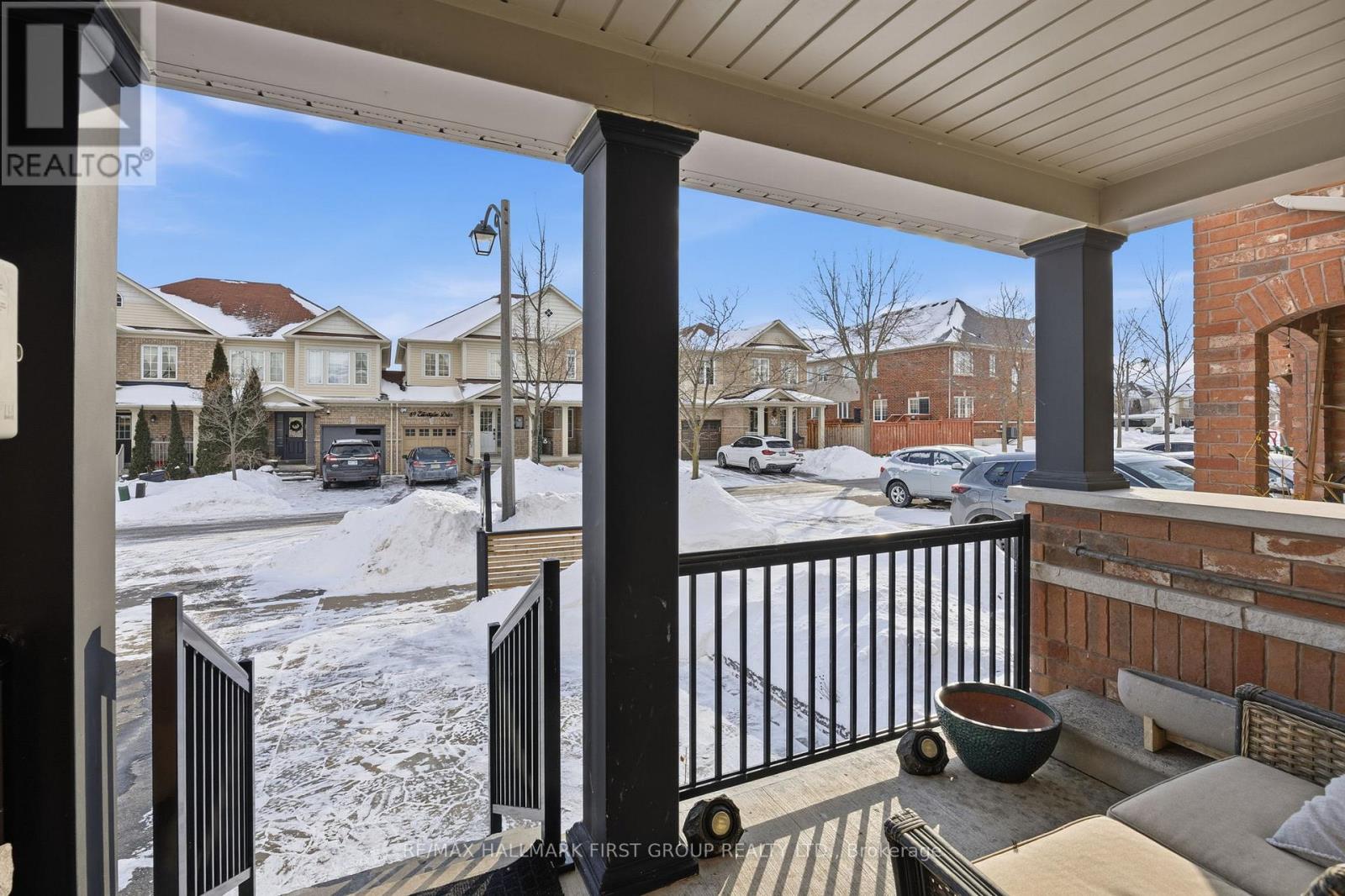 86 Elliottglen Drive, Ajax, Ontario  L1Z 0H1 - Photo 3 - E12722212