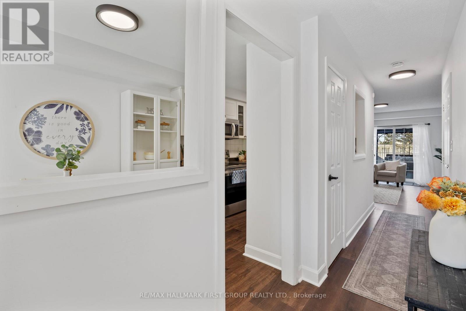 86 Elliottglen Drive, Ajax, Ontario  L1Z 0H1 - Photo 6 - E12722212