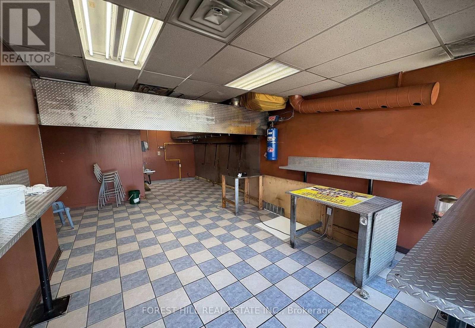 2851 Kingston Road, Toronto, Ontario M1M 1N2 - Photo 3 - E12722242