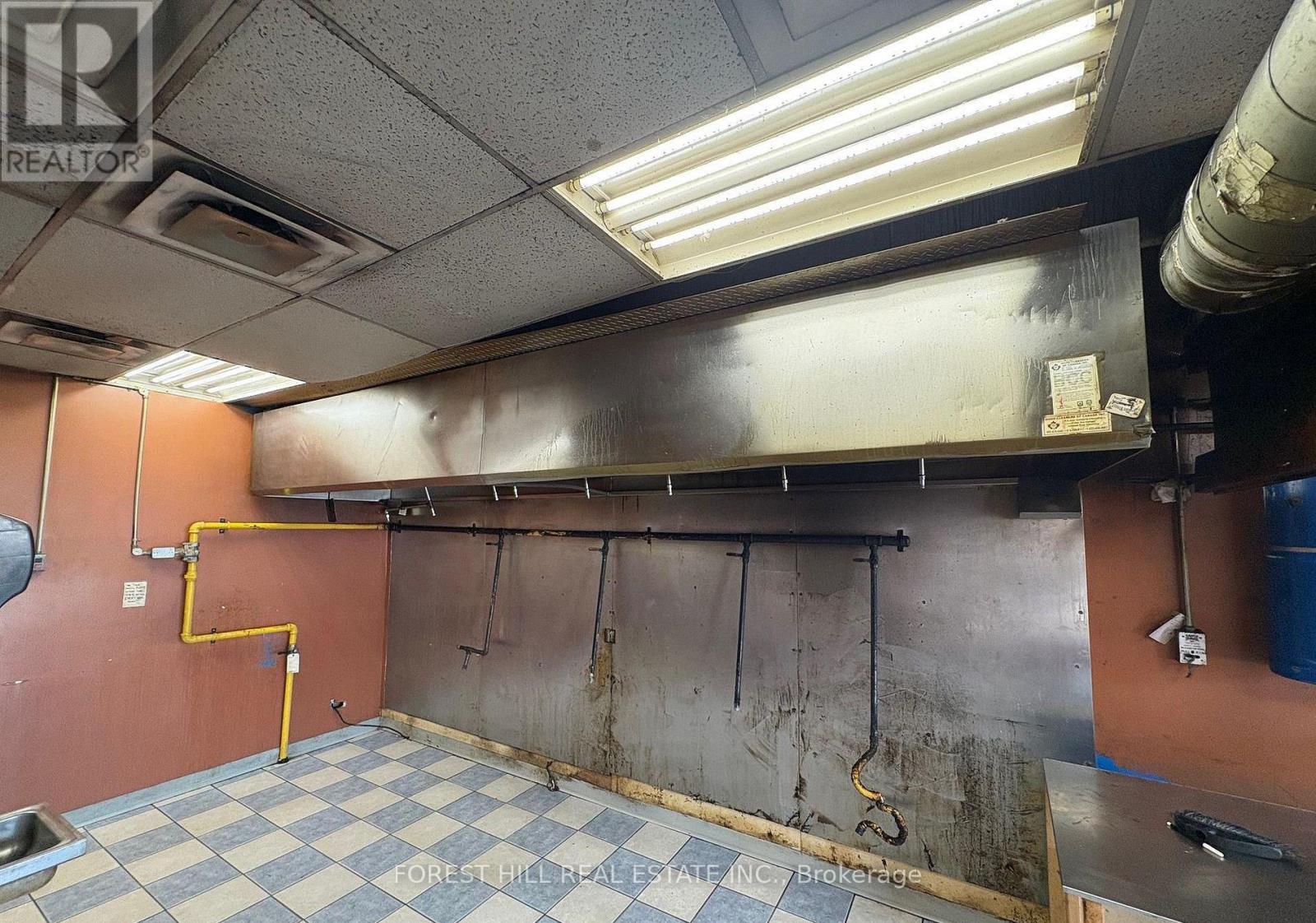 2851 Kingston Road, Toronto, Ontario M1M 1N2 - Photo 5 - E12722242