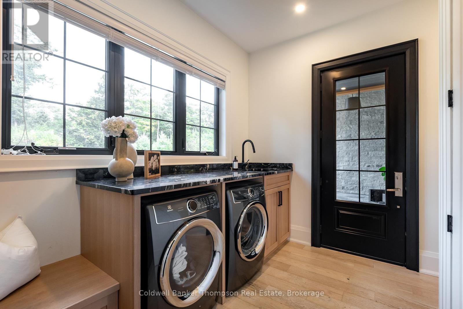 6 Royal Oak Crescent, Huntsville, Ontario  P1H 0A8 - Photo 13 - X12683510