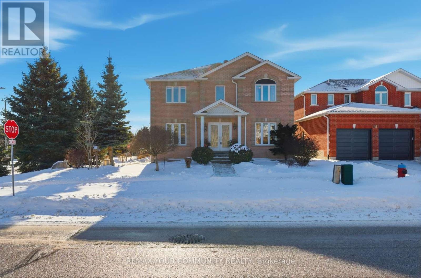 37 Saint Avenue, Bradford West Gwillimbury, Ontario  L3Z 3E6 - Photo 42 - N12718790