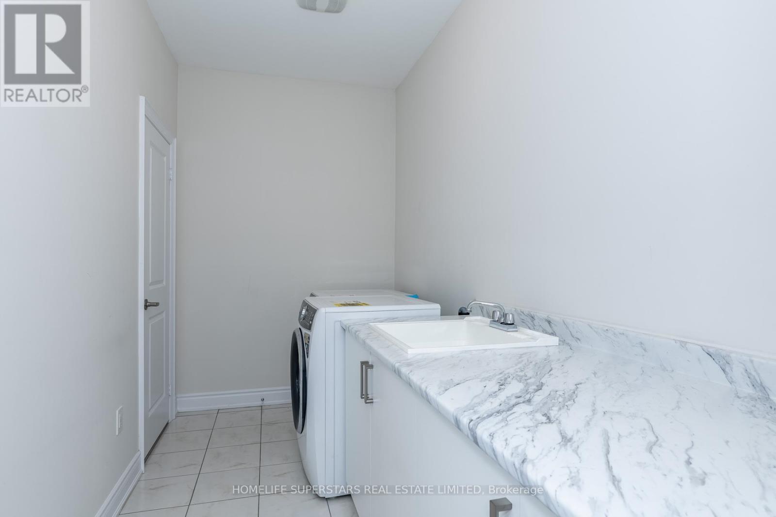 1188 Stag Hollow N, Oakville, Ontario  L6M 4G3 - Photo 45 - W12722140