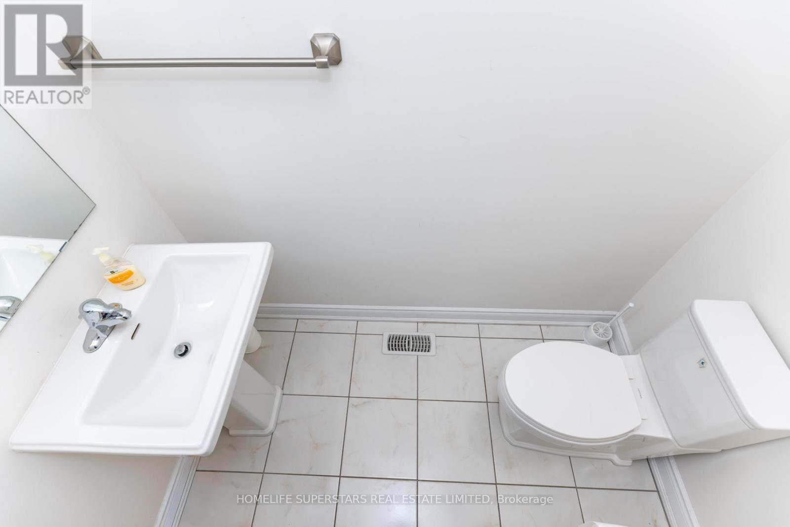 1188 Stag Hollow N, Oakville, Ontario  L6M 4G3 - Photo 5 - W12722140