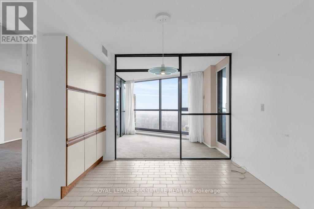 2511 - 2000 Islington Avenue, Toronto, Ontario  M9P 3S7 - Photo 12 - W12722152