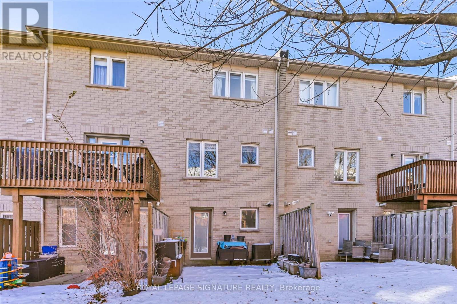 11 - 435 Hensal Circle, Mississauga, Ontario  L5A 4P1 - Photo 20 - W12722156