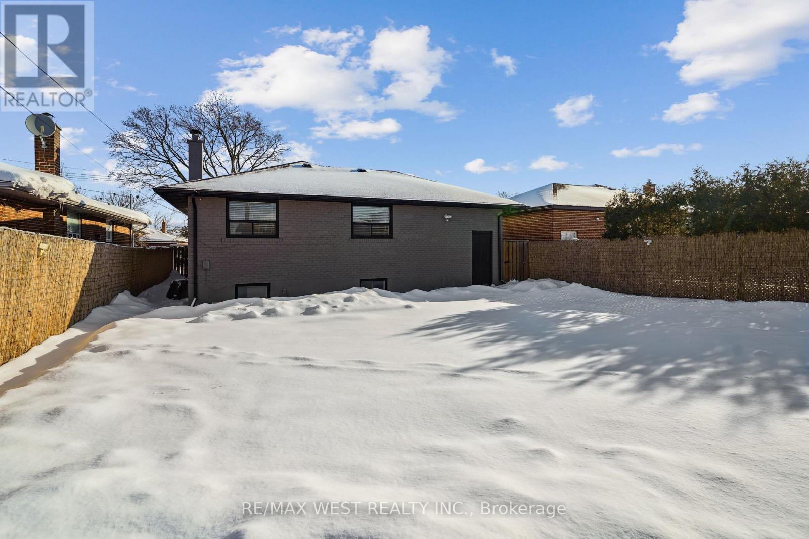 14 Ixworth Road, Toronto, Ontario  M9W 4R8 - Photo 18 - W12722190