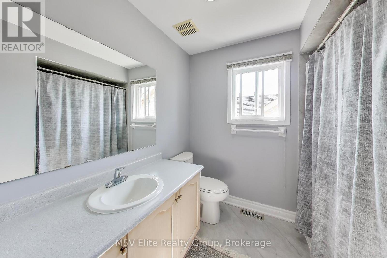 283 Van Kirk Drive, Brampton, Ontario  L7A 1M3 - Photo 10 - W12722198