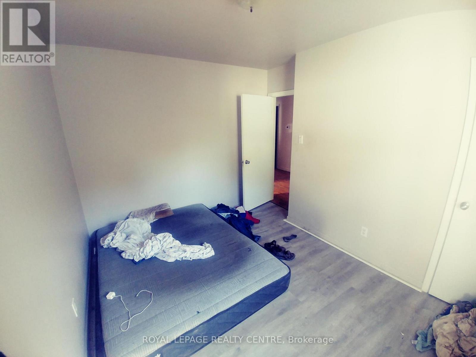 1534 Cawthra Road, Mississauga, Ontario  L5G 4L3 - Photo 14 - W12722206