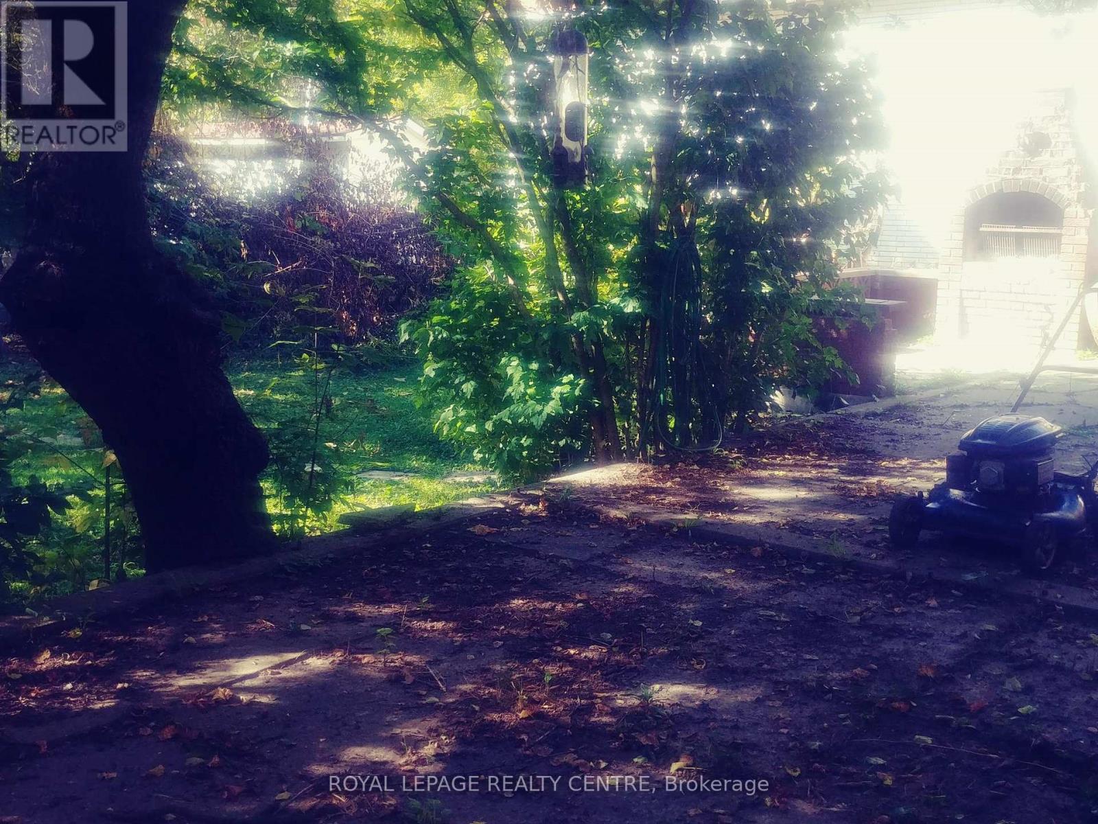 1534 Cawthra Road, Mississauga, Ontario  L5G 4L3 - Photo 27 - W12722206