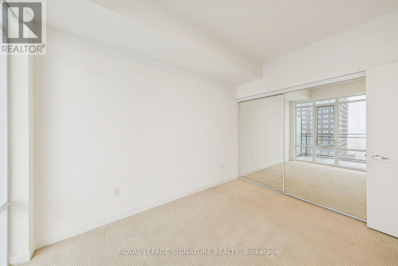 2907 - 360 Square One Drive, Mississauga, Ontario  L5B 0E6 - Photo 15 - W12722224