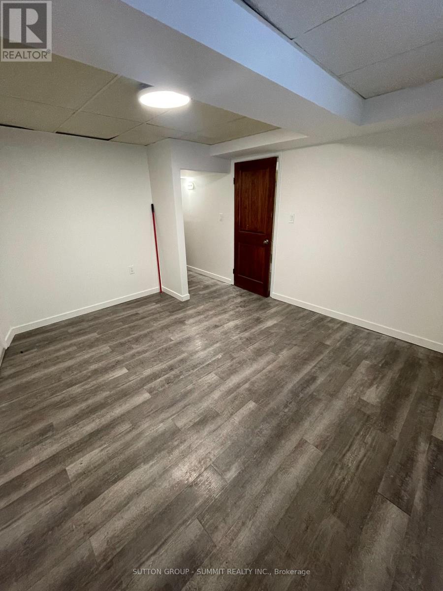 343 Upper Wentworth Street, Hamilton, Ontario  L9A 4T4 - Photo 27 - X12715094