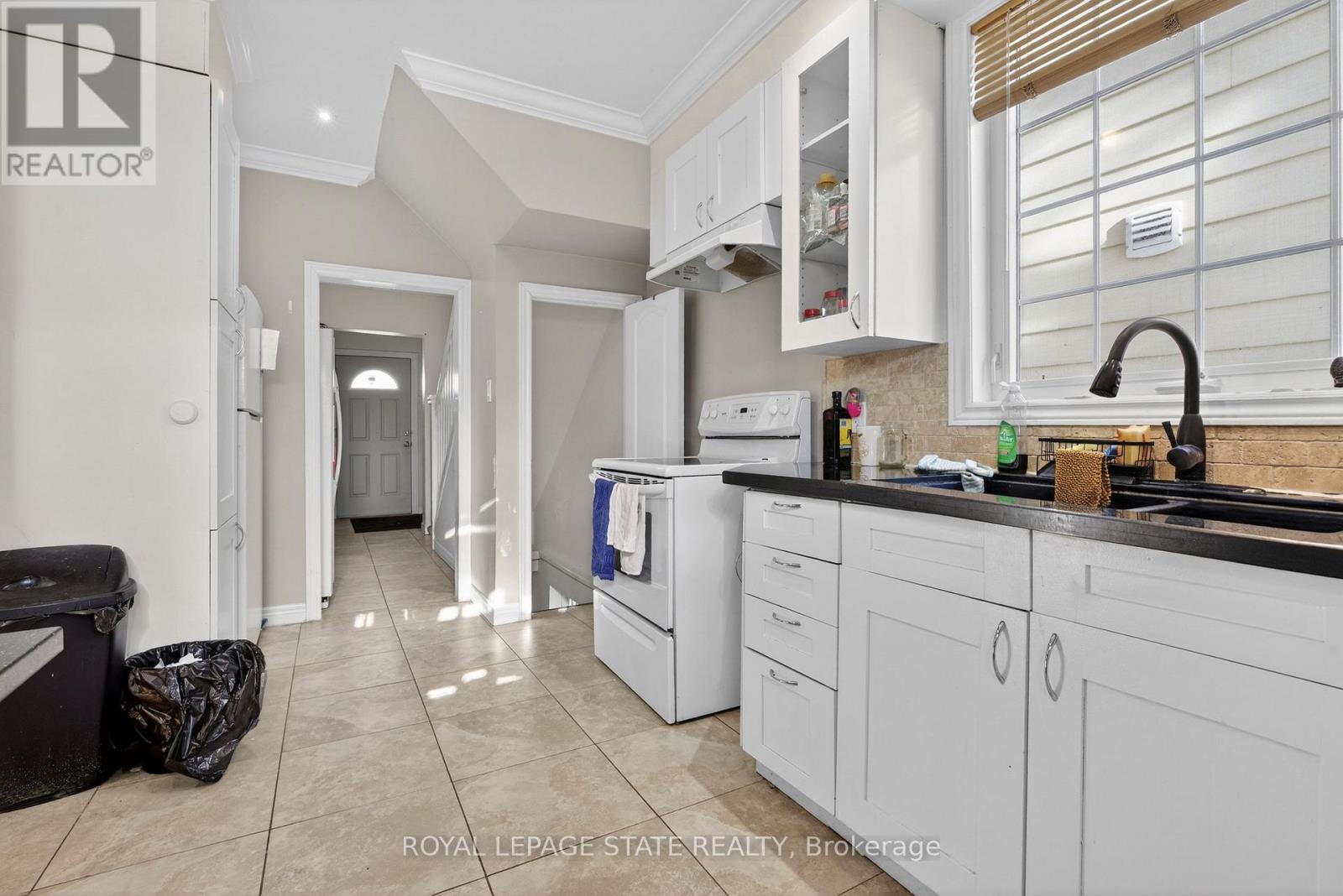 91 Royal Avenue, Hamilton, Ontario  L8S 2C6 - Photo 9 - X12722172