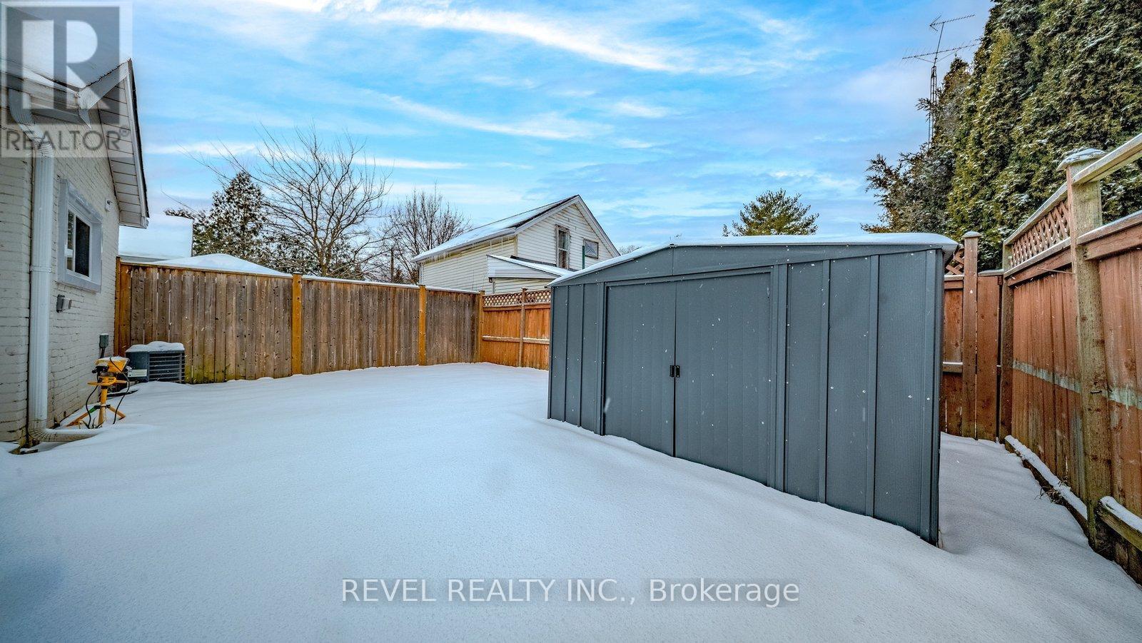 128 Cayuga Street, Brantford, Ontario  N3S 1X4 - Photo 25 - X12722184