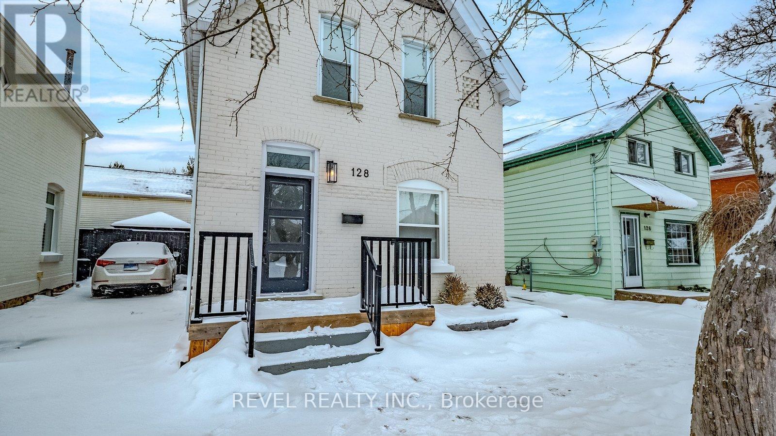 128 Cayuga Street, Brantford, Ontario  N3S 1X4 - Photo 4 - X12722184