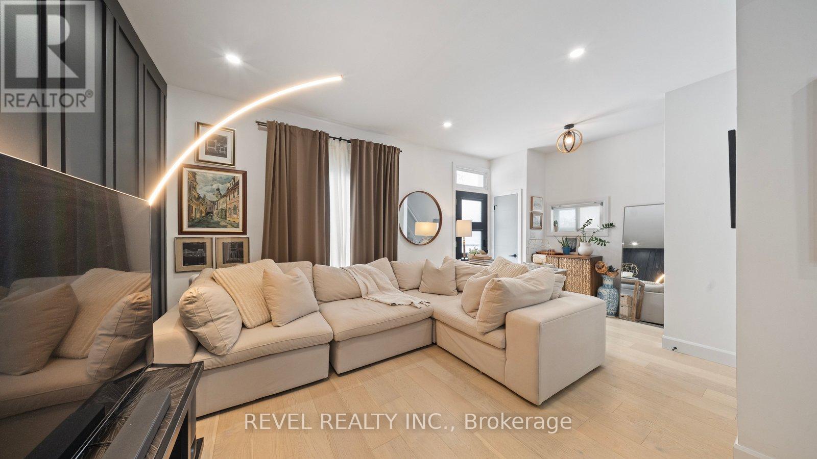 128 Cayuga Street, Brantford, Ontario  N3S 1X4 - Photo 8 - X12722184