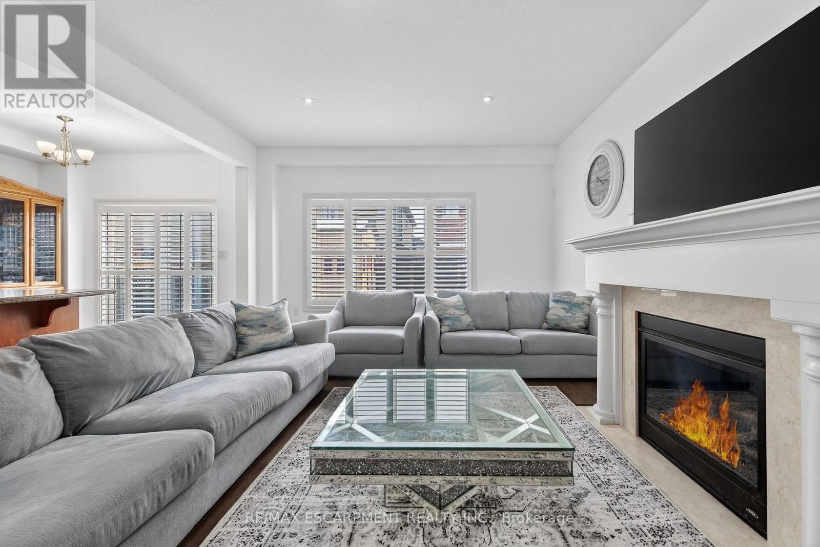 63 Chamomile Drive, Hamilton, Ontario  L8W 0C1 - Photo 10 - X12722232