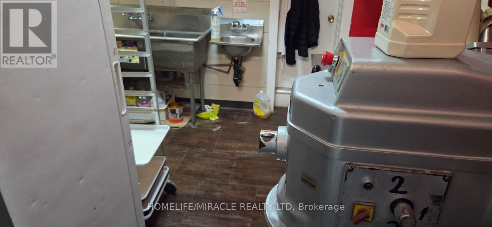 51144 Ron Mcneil Line, Malahide, Ontario  N0L 1J0 - Photo 11 - X12722264