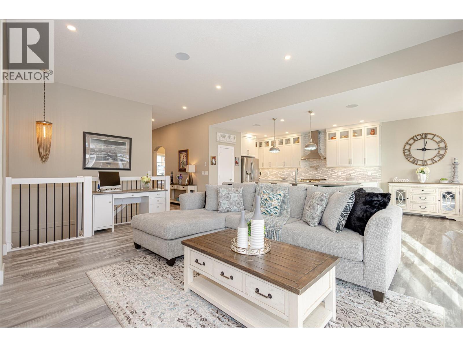 1077 Loseth Drive, Kelowna, British Columbia  V1P 0A1 - Photo 6 - 10373108