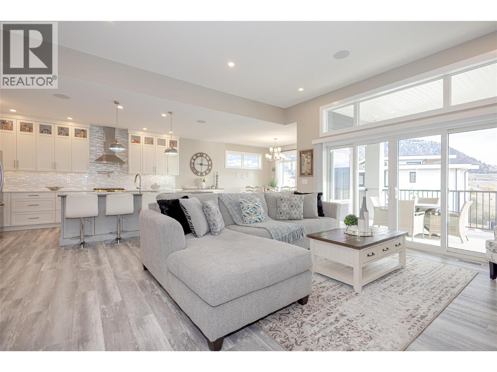 1077 Loseth Drive, Kelowna, British Columbia  V1P 0A1 - Photo 17 - 10373108