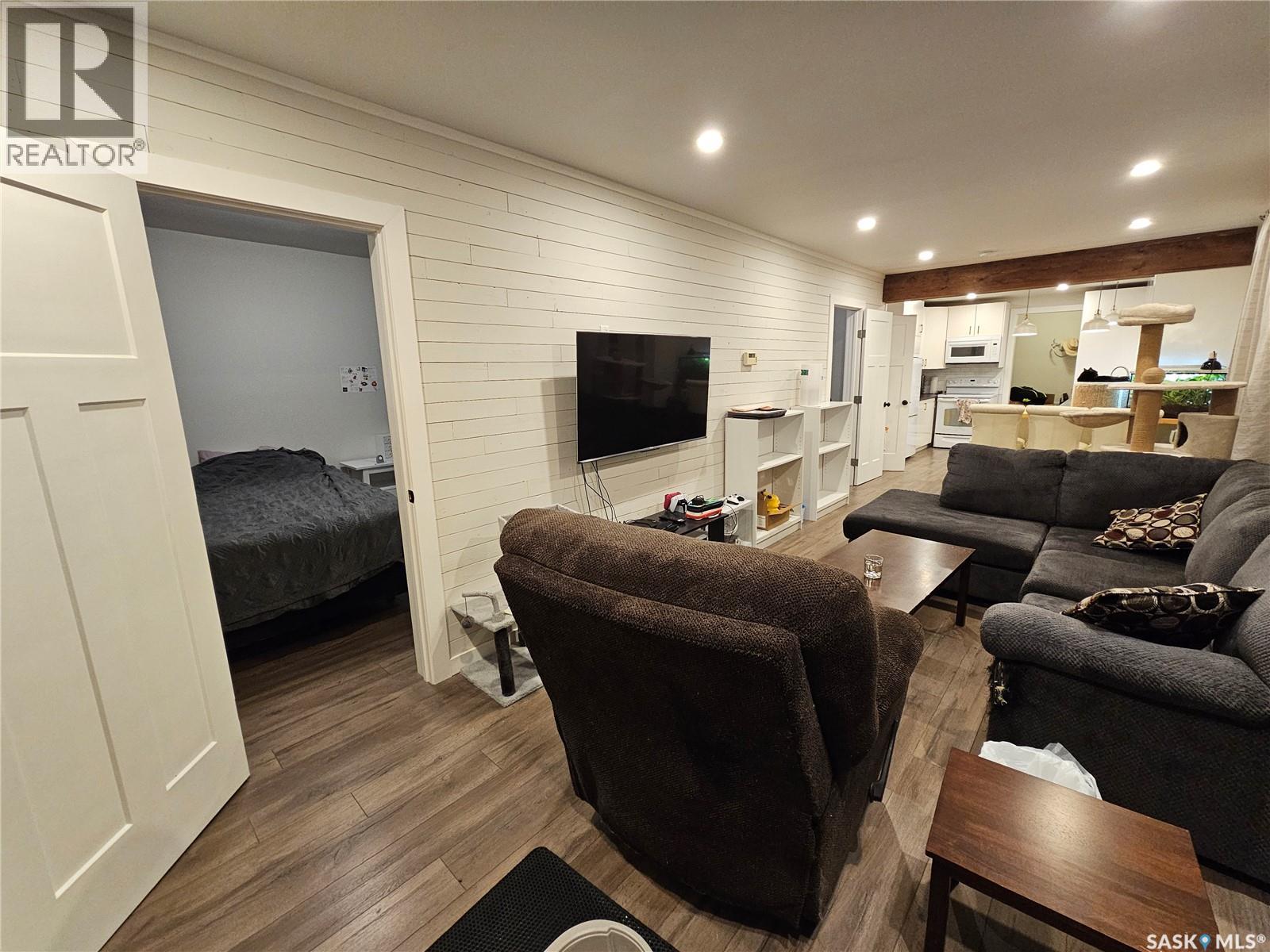 608 1st Street E, Meadow Lake, Saskatchewan  S9X 1G1 - Photo 11 - SK027187