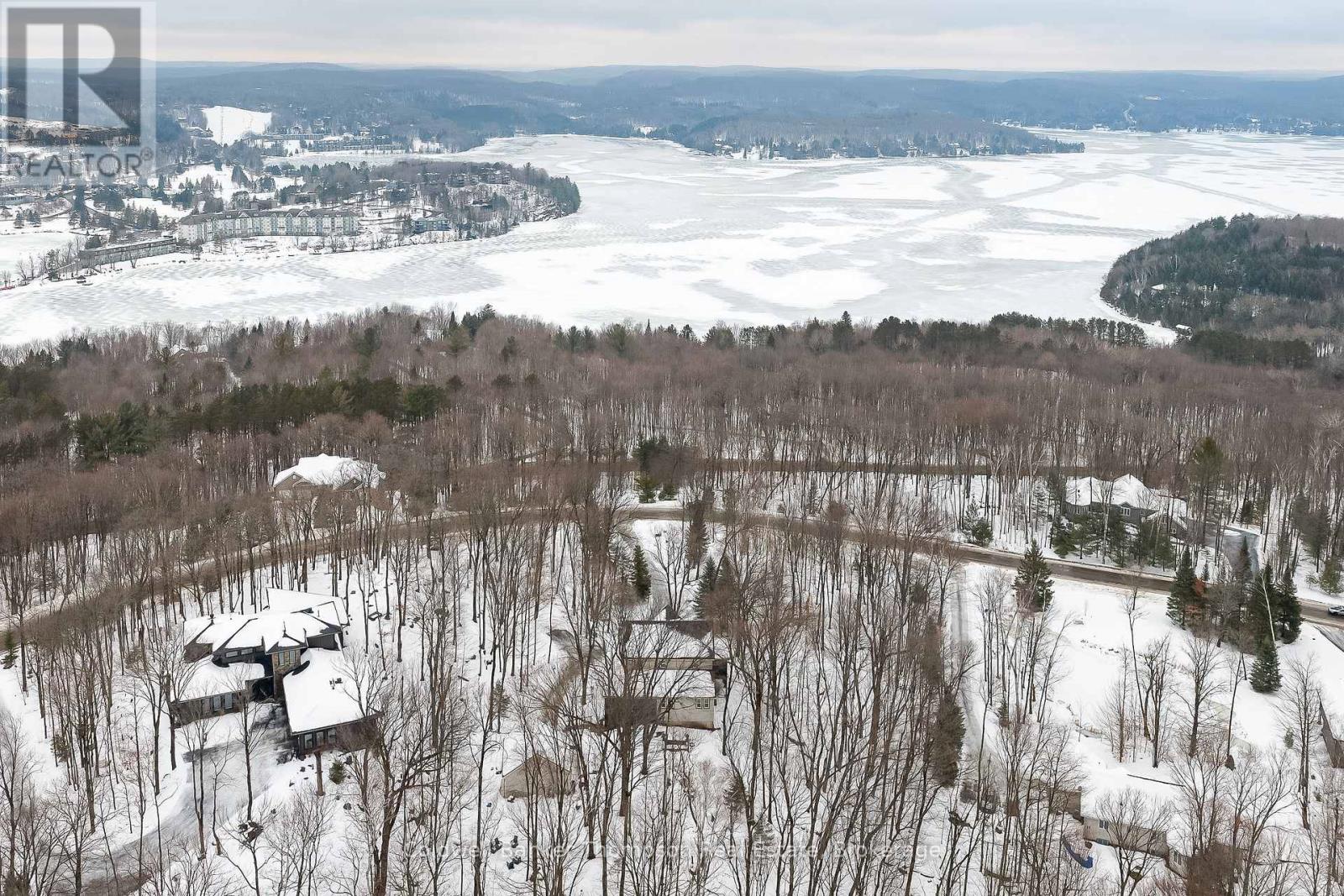 39 Deerfoot Trail, Huntsville, Ontario  P1H 0A6 - Photo 47 - X12401970