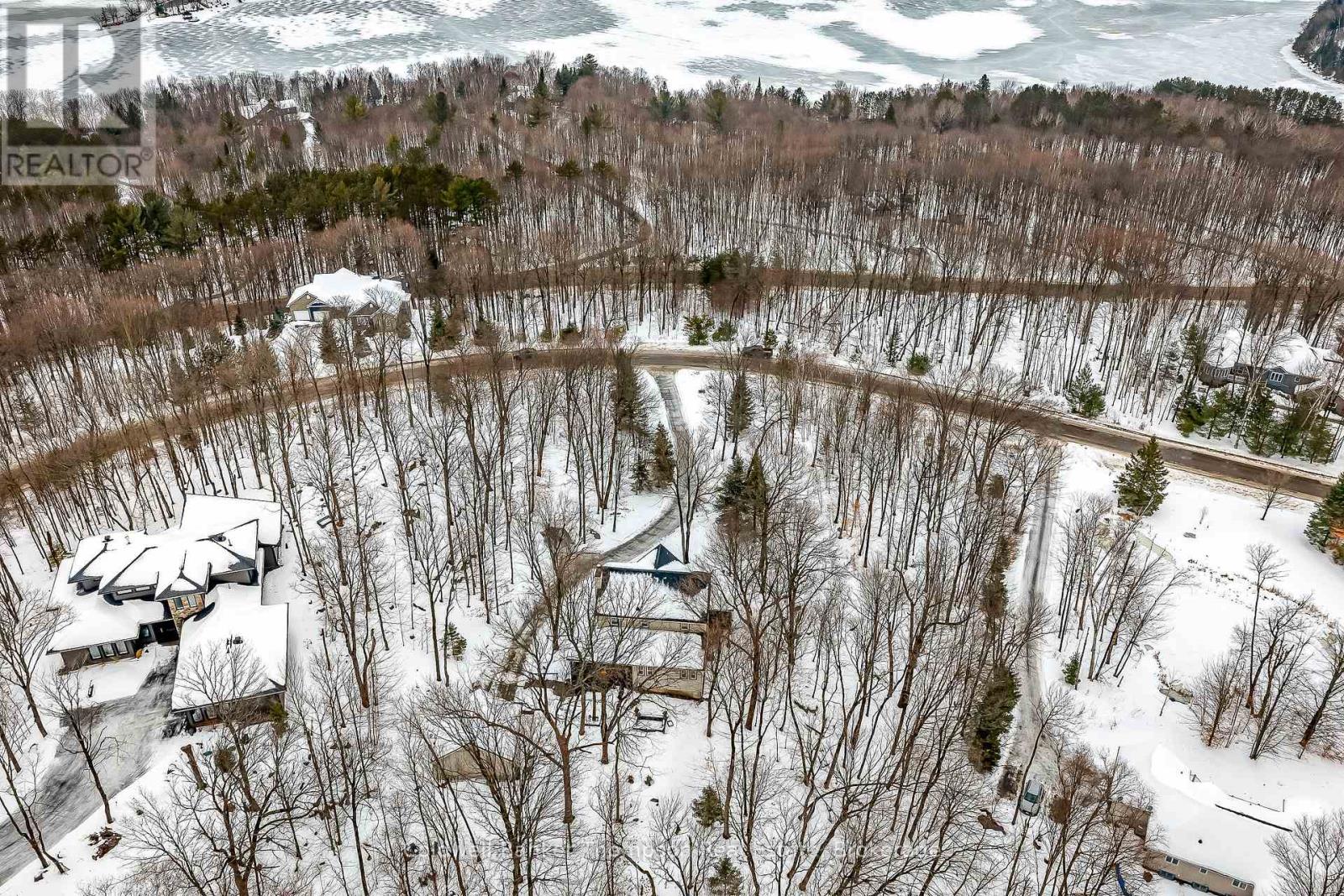 39 Deerfoot Trail, Huntsville, Ontario  P1H 0A6 - Photo 49 - X12401970