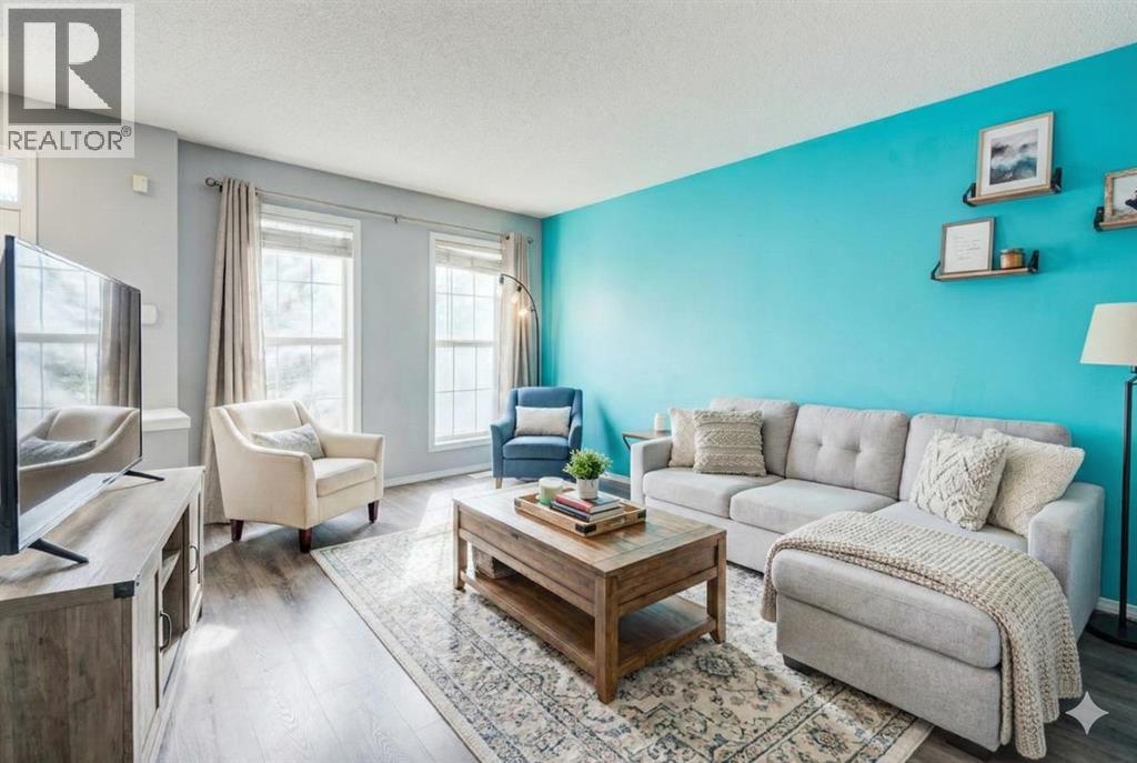 16 Elgin Bay Se, Calgary, Alberta  T2Z 4J9 - Photo 2 - A2281099