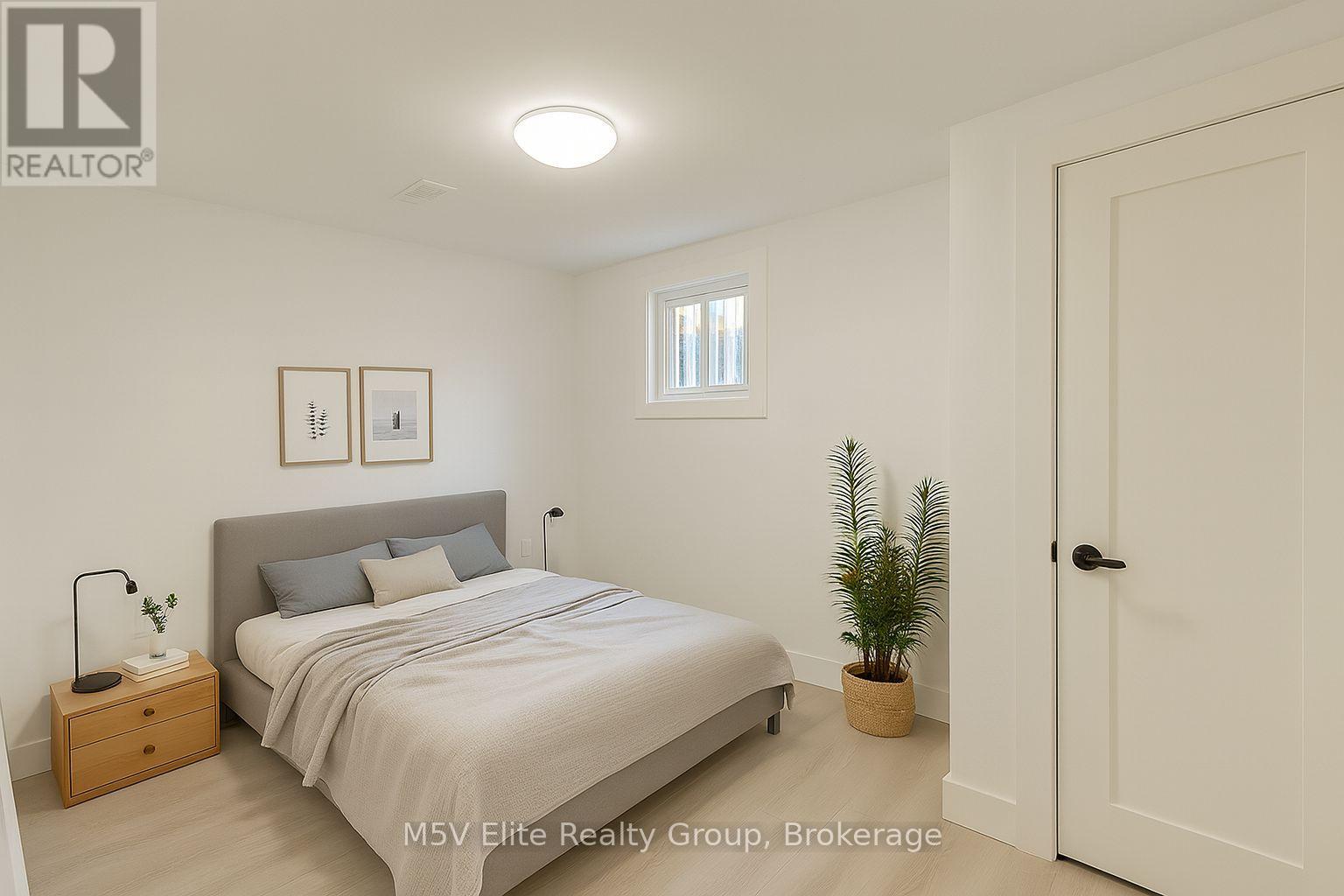 3276 Victory Crescent, Mississauga, Ontario  L4T 1L9 - Photo 13 - W12455527