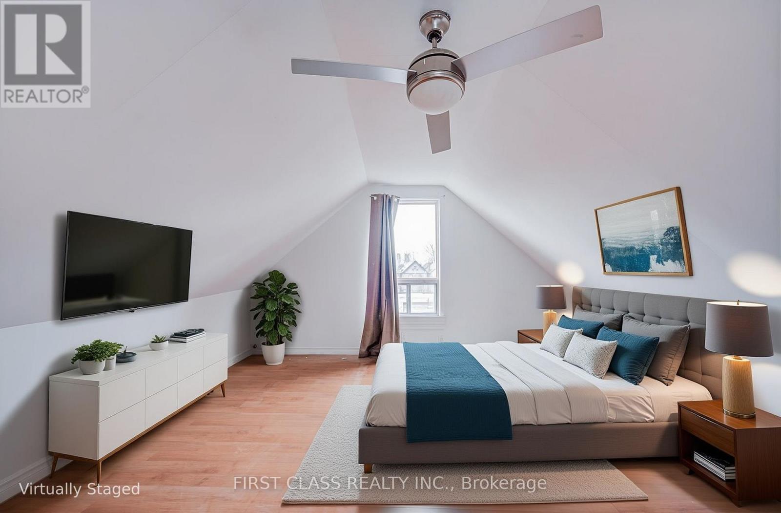 11 Greenaway Avenue, Hamilton, Ontario  L8L 6C3 - Photo 23 - X12718432