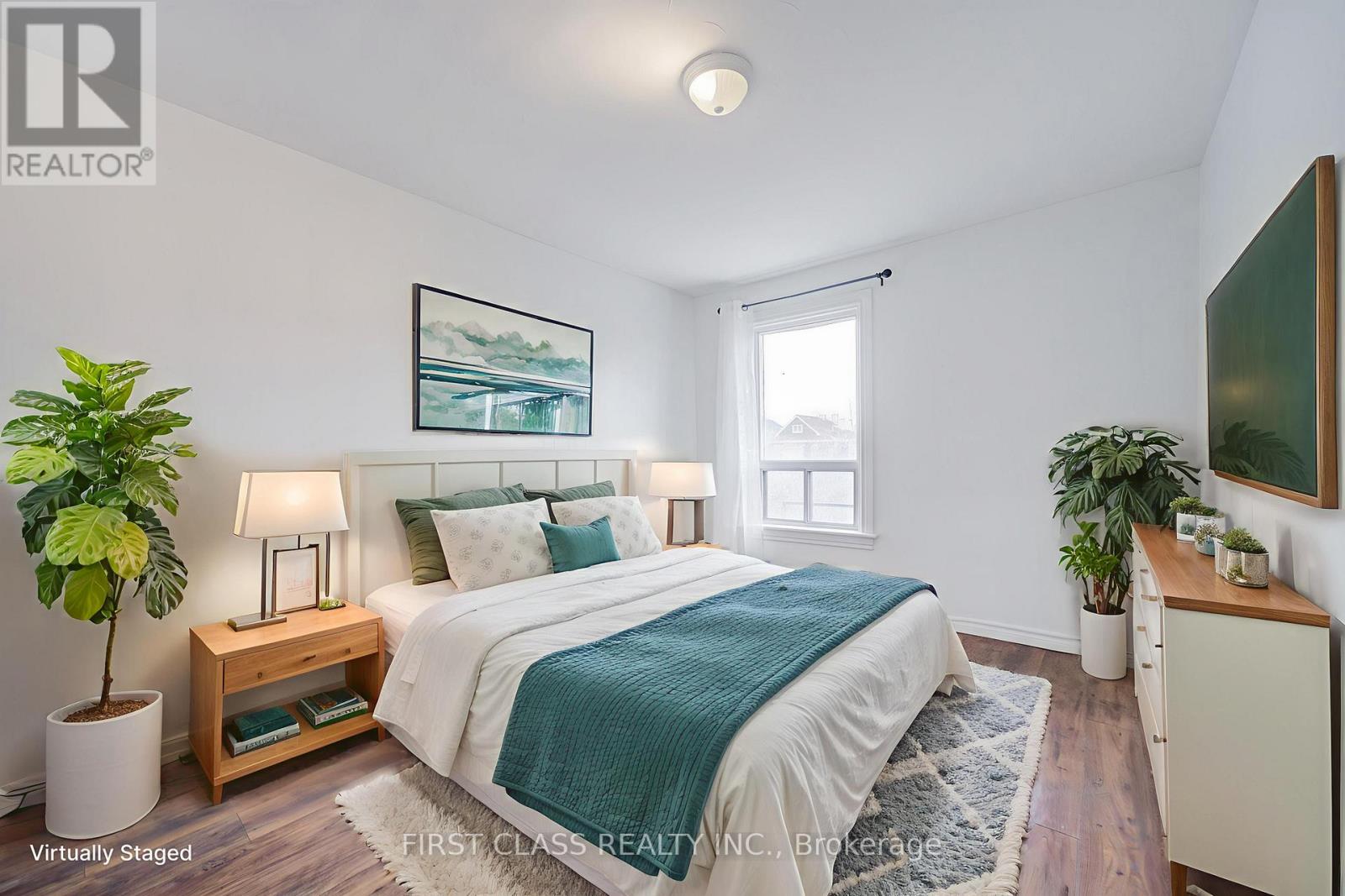 11 Greenaway Avenue, Hamilton, Ontario  L8L 6C3 - Photo 17 - X12718432