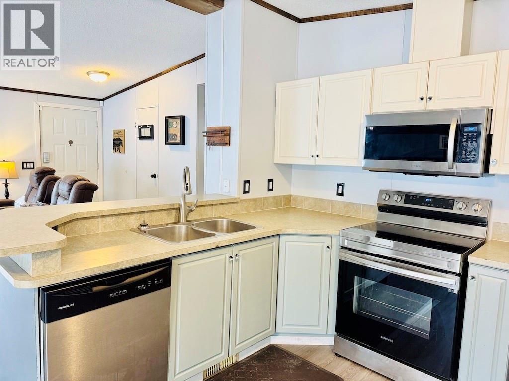 100 Aspen Drive Unit# 139, Sparwood, British Columbia  V0B 2G0 - Photo 17 - 10373526