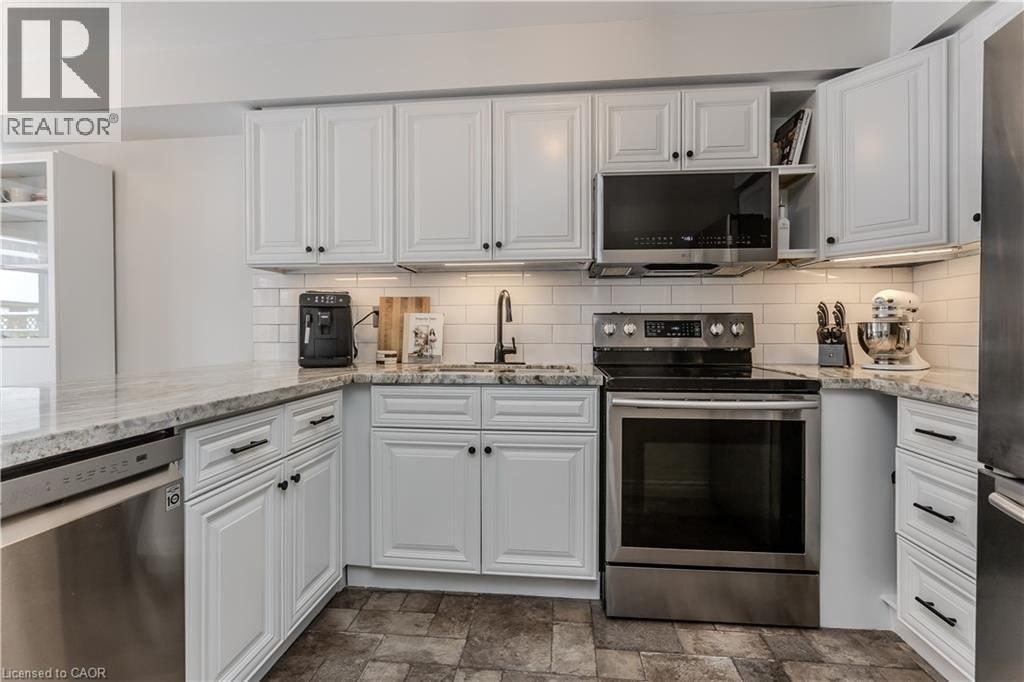 12 Thornlodge Drive, Waterdown, Ontario  L0R 2H3 - Photo 5 - 40798842