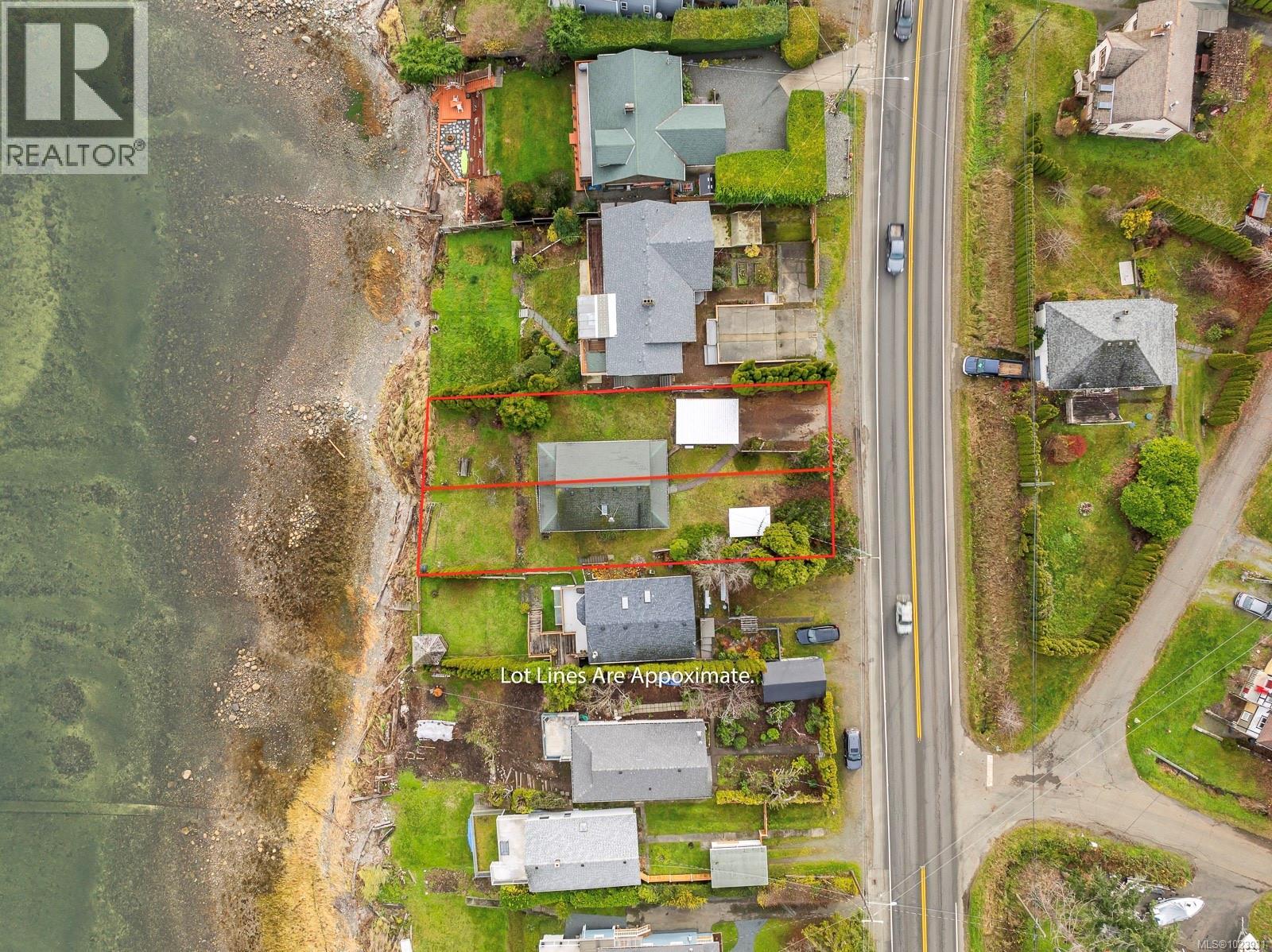 5642 Island Hwy S, Union Bay, British Columbia V0R 3B0 - Photo 2 - 1023931